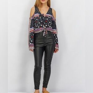 NWT Avec Les Filles Tie Front Long Sleeve Top